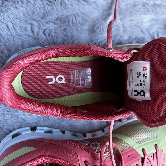 ON Women's Athletic Shoes Pink and Green Size 10 ON Cloud Cloudflow 2.0 - Picture 3 of 8